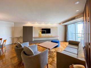 For rent 2 bedrooms apartment in Yan Nawa, Bangkok