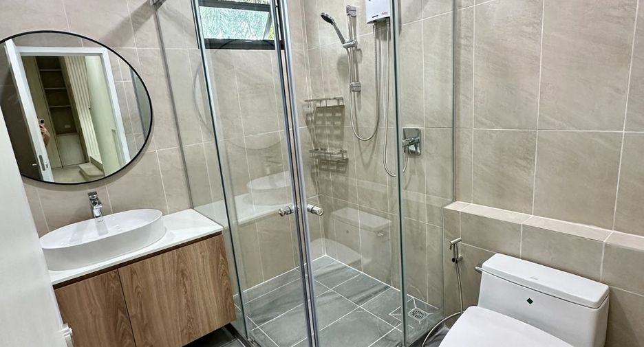For sale 4 bedrooms house in Phasi Charoen, Bangkok