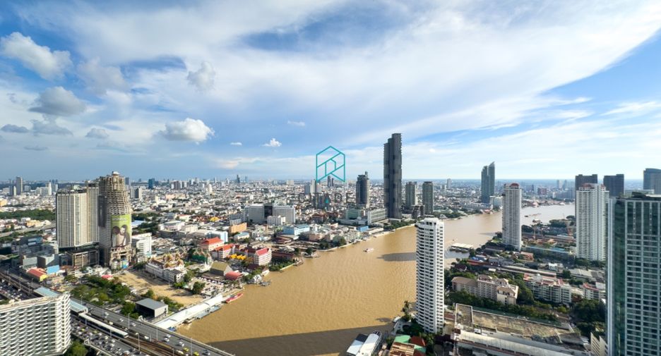 À louer 3 chambres condo à Sathon, Bangkok