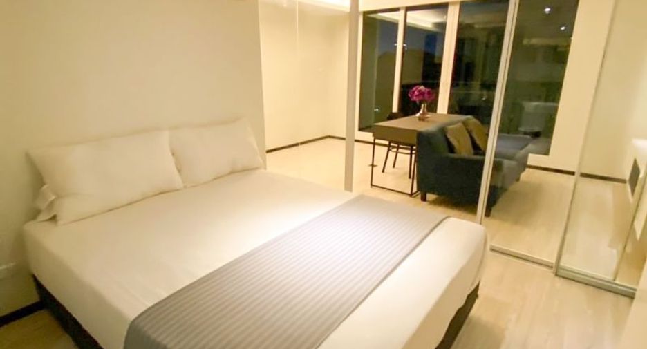For sale 1 bed condo in Phaya Thai, Bangkok