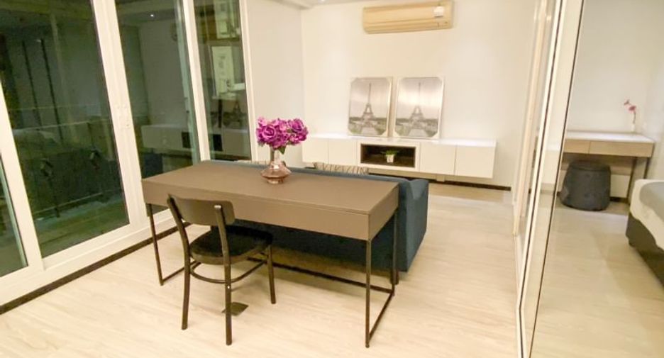 For sale 1 bed condo in Phaya Thai, Bangkok