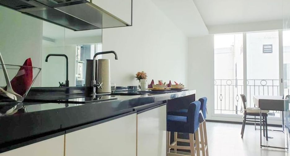 For sale 1 bed condo in Phaya Thai, Bangkok