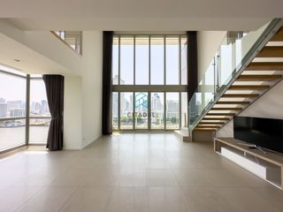 Аренда и продажа 3 спальни кондо в Сатхон, Бангкок