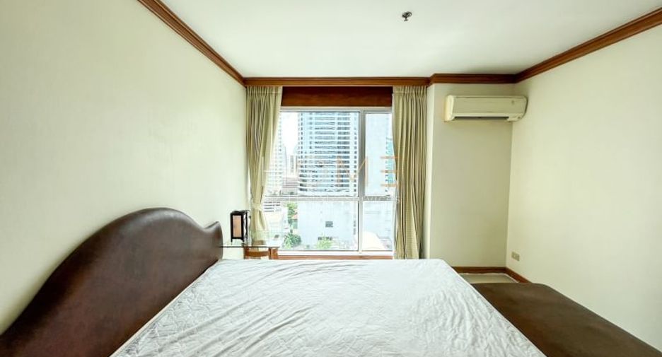À vendre 1 chambre condo à Sathon, Bangkok