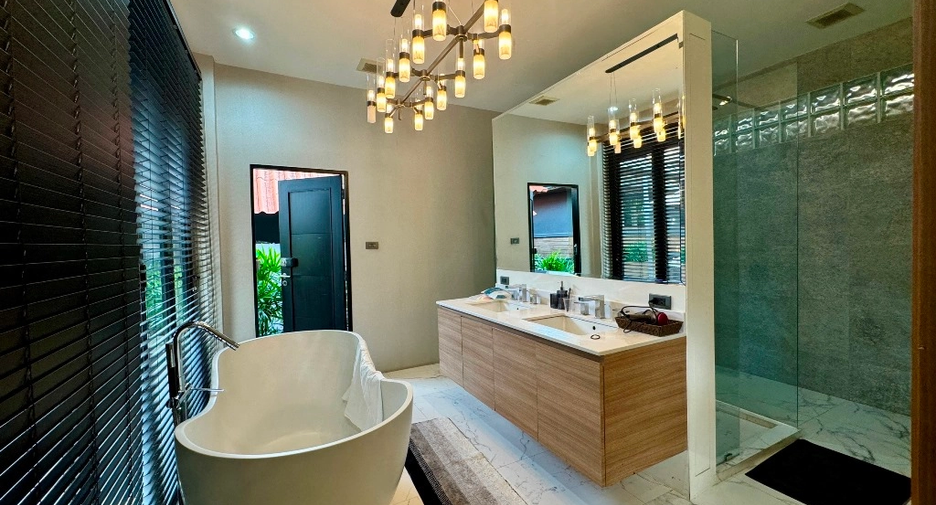 Casa en venta de 5 habitaciones en Watthana, Bangkok