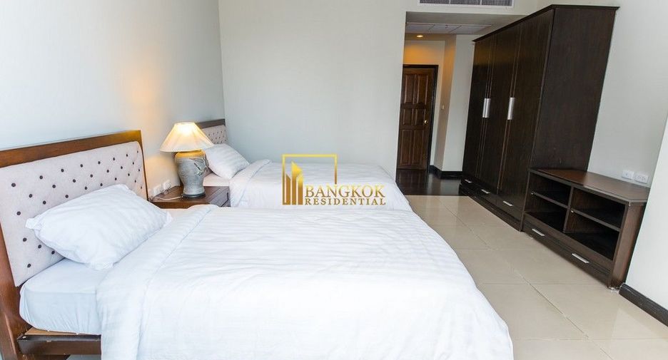 For rent 2 bedrooms apartment in Sathon, Bangkok