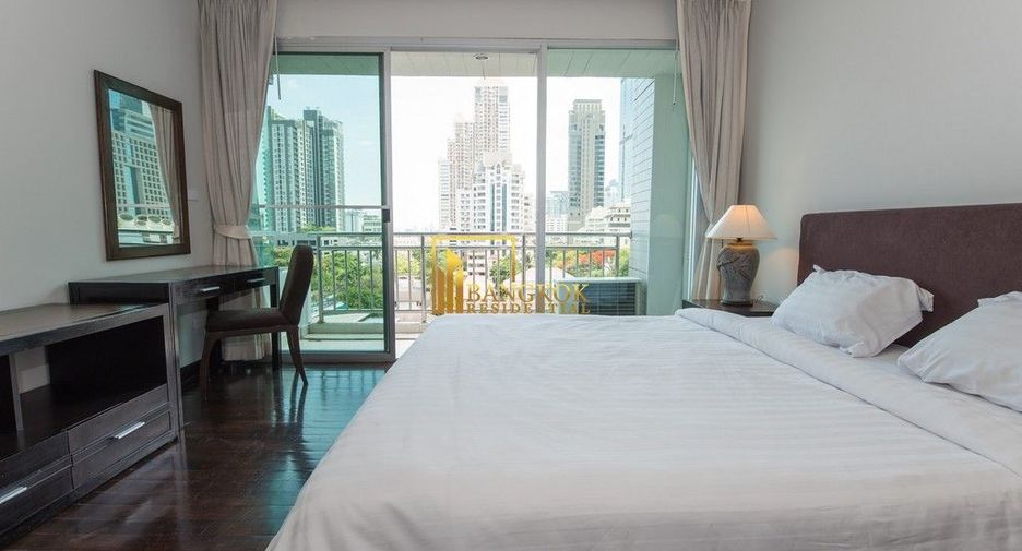 For rent 2 bedrooms apartment in Sathon, Bangkok