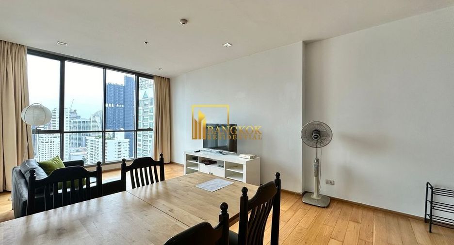 For rent 2 bedrooms condo in Khlong Toei, Bangkok