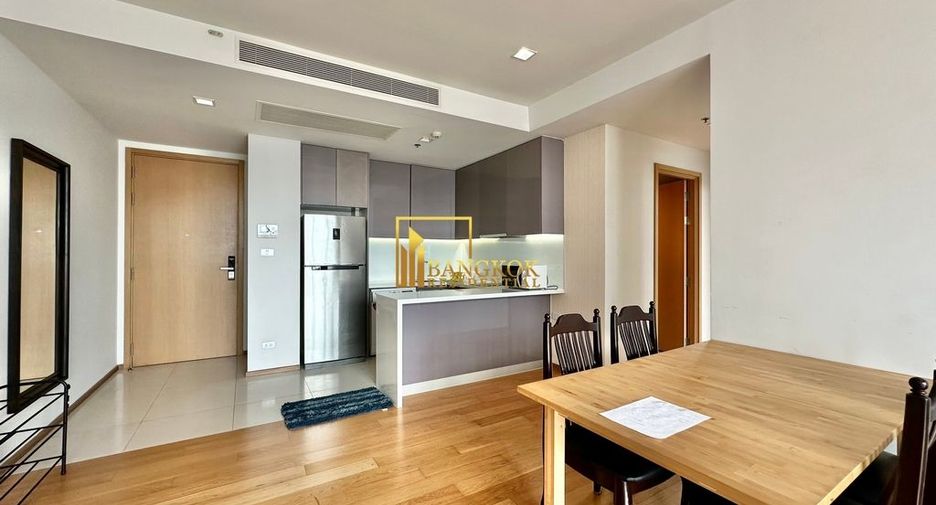 For rent 2 bedrooms condo in Khlong Toei, Bangkok