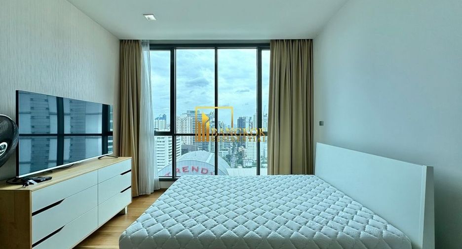 For rent 2 bedrooms condo in Khlong Toei, Bangkok