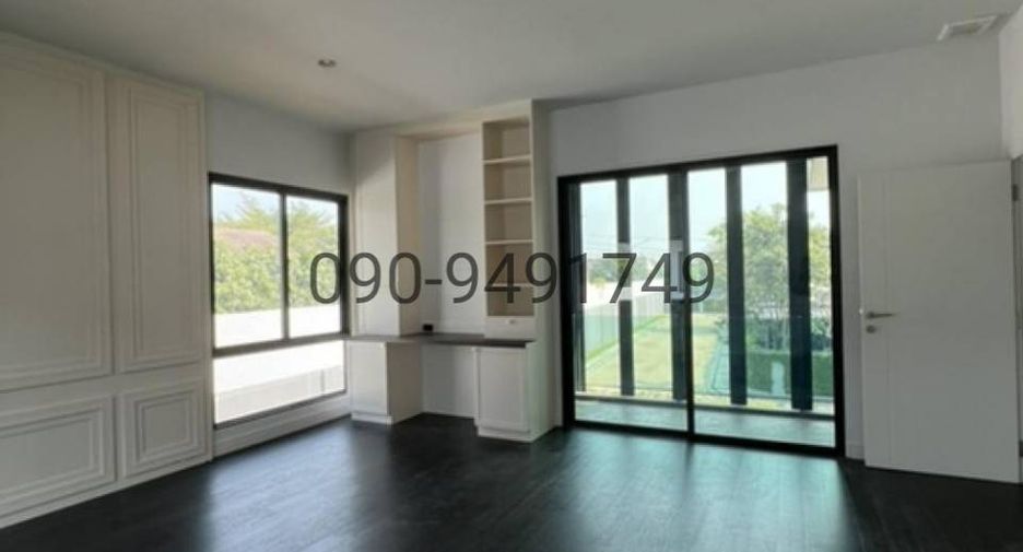 For sale 4 bedrooms house in Thawi Watthana, Bangkok