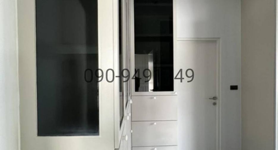 For sale 4 bedrooms house in Thawi Watthana, Bangkok