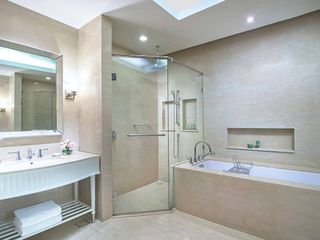 Wohnung zur Miete mit 1 Zimmer in Pathum Wan, Bangkok