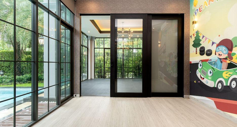 For sale 4 ベッドルーム house in Thawi Watthana, Bangkok