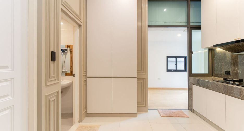 For sale 4 ベッドルーム house in Thawi Watthana, Bangkok