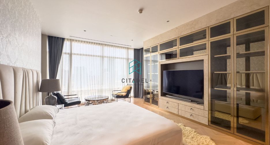 For rent そして for sale 4 ベッドルーム condo in Bang Kho Laem, Bangkok