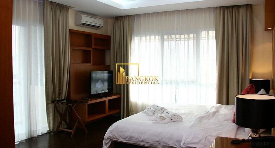 For rent 3 ベッドルーム apartment in Khlong Toei, Bangkok
