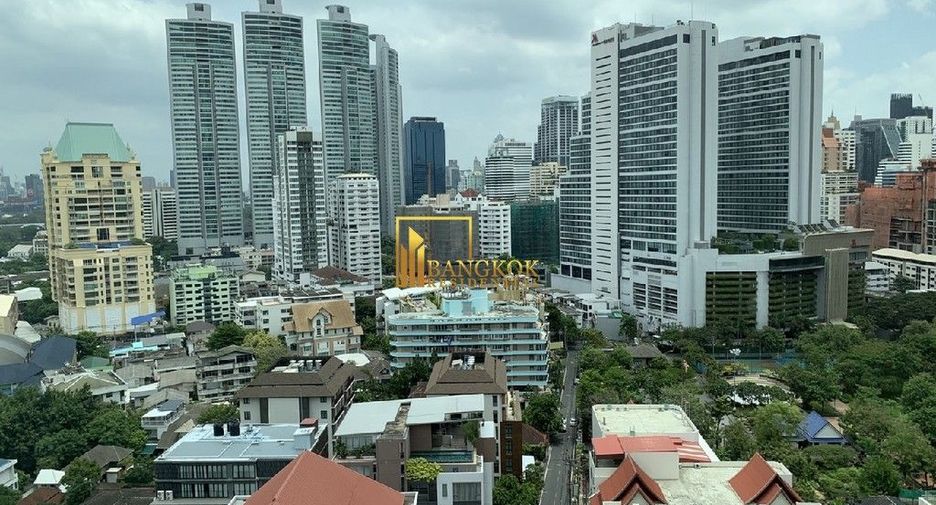 For rent 2 ベッドルーム condo in Khlong Toei, Bangkok