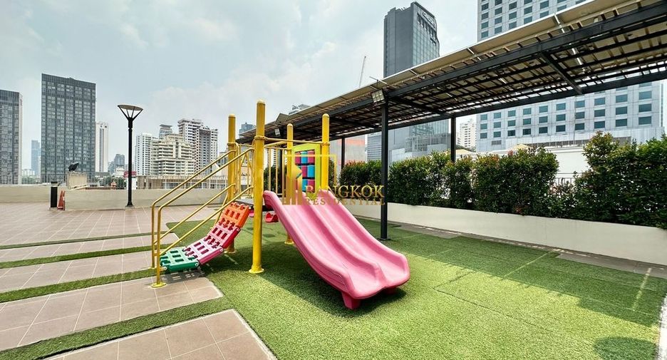 For rent 2 ベッドルーム condo in Khlong Toei, Bangkok