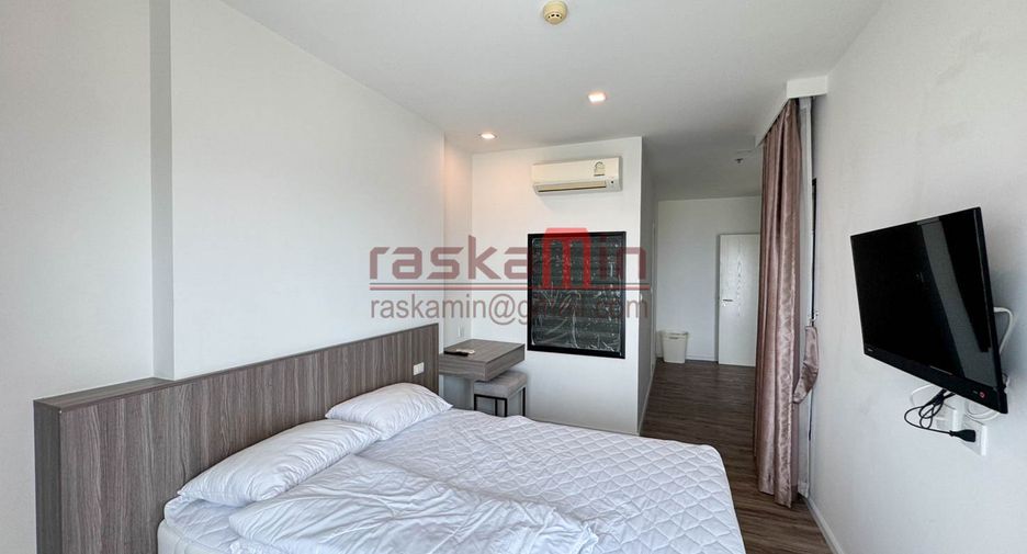 À vendre 1 chambre condo à Si Racha, Chonburi