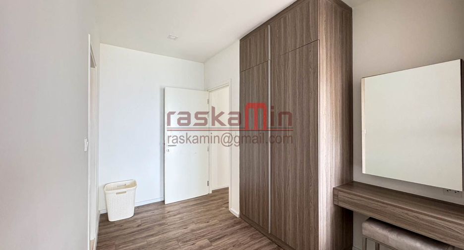 À vendre 1 chambre condo à Si Racha, Chonburi
