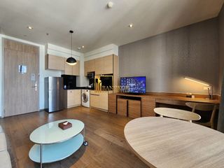 For rent 1 bed serviced apartment in Khlong Toei, Bangkok