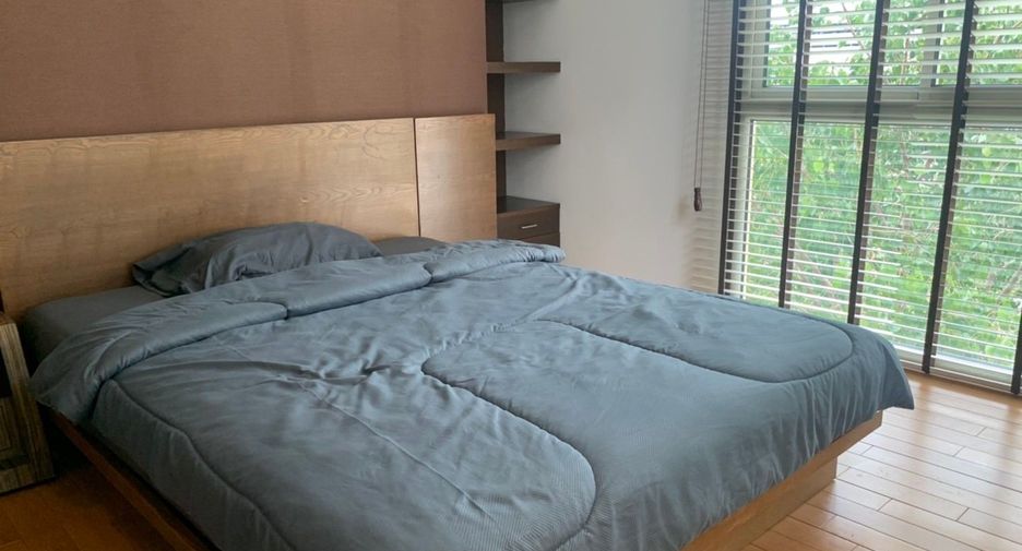 For sale 2 bedrooms condo in Sathon, Bangkok