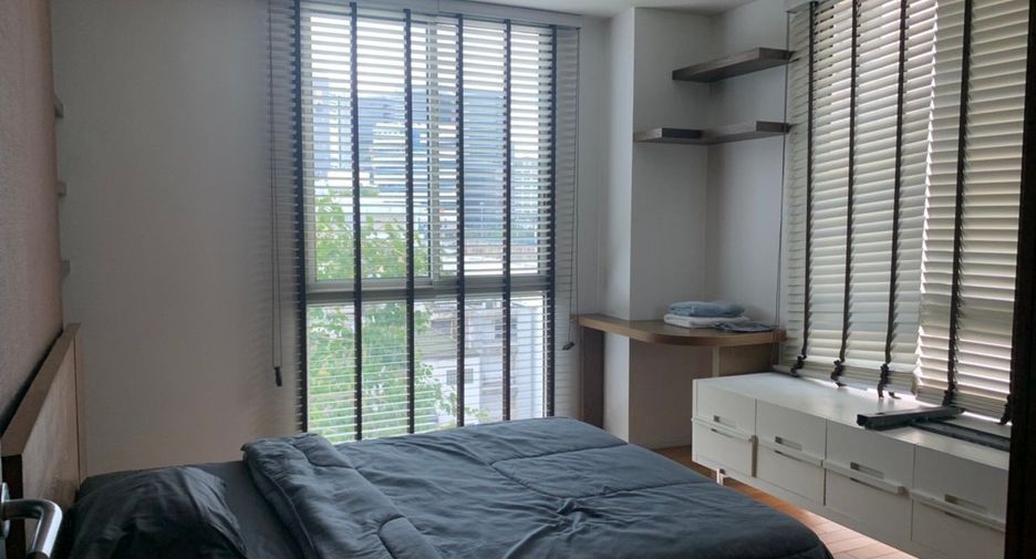 For sale 2 bedrooms condo in Sathon, Bangkok