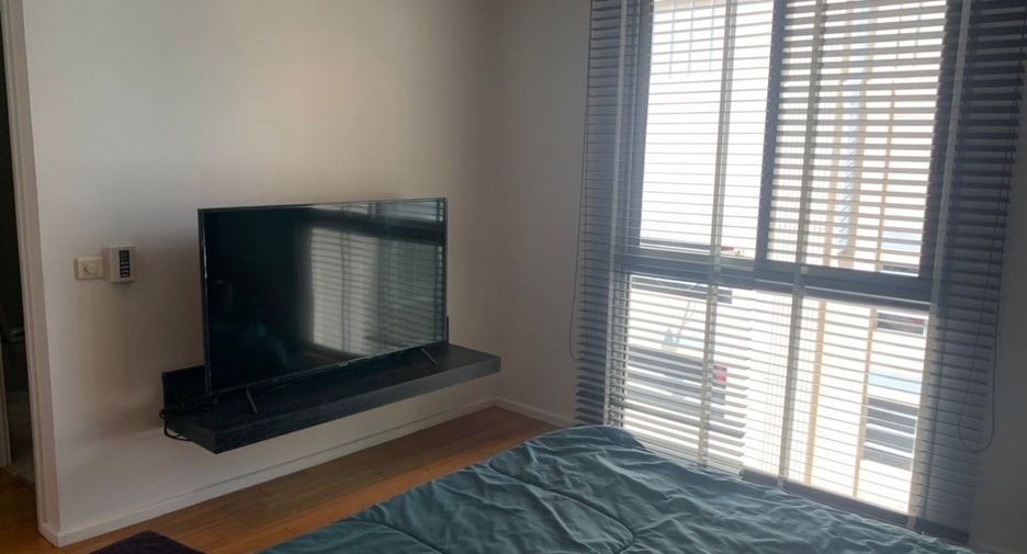 For sale 2 bedrooms condo in Sathon, Bangkok