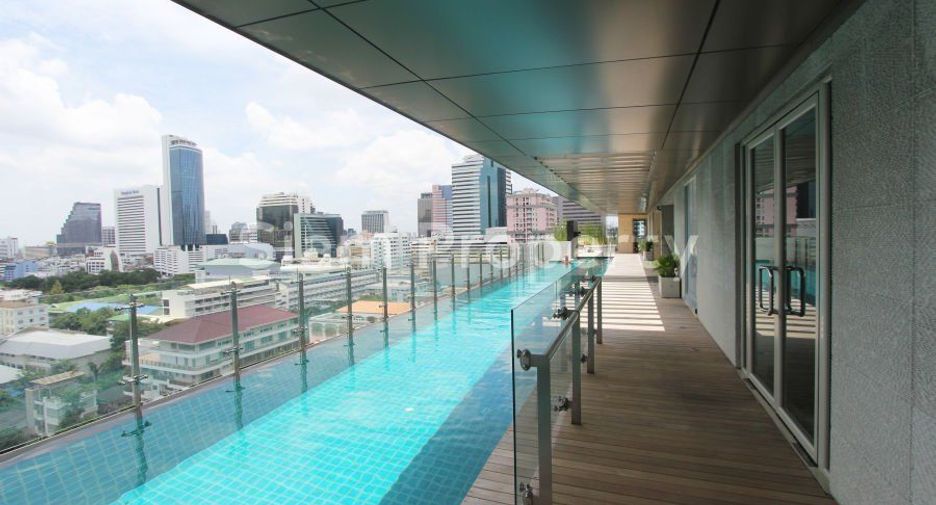 For sale 2 bedrooms condo in Sathon, Bangkok