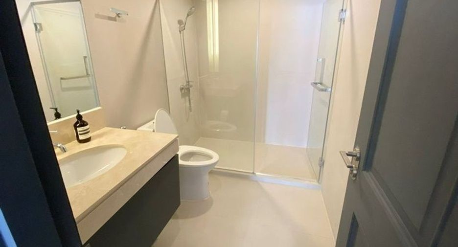 For sale 2 bedrooms condo in Pathum Wan, Bangkok
