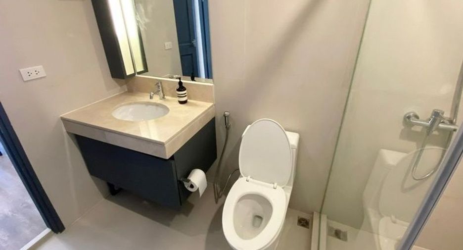 For sale 2 bedrooms condo in Pathum Wan, Bangkok
