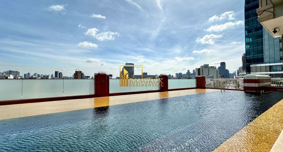 For rent 2 bedrooms condo in Pathum Wan, Bangkok