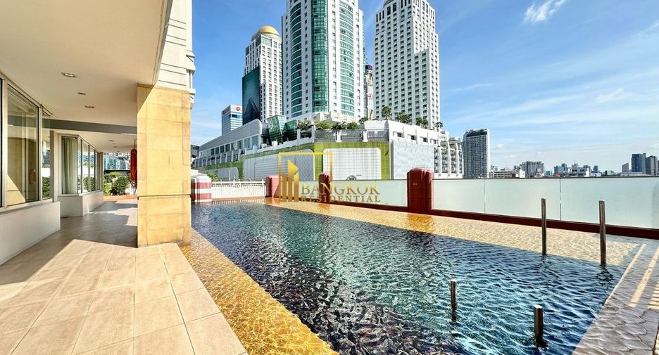 For rent 2 bedrooms condo in Pathum Wan, Bangkok