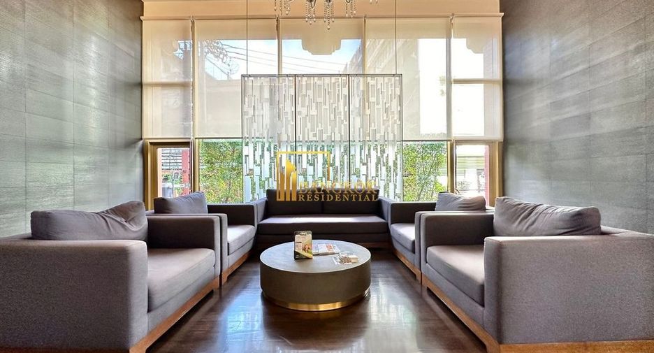 For rent 2 bedrooms condo in Pathum Wan, Bangkok