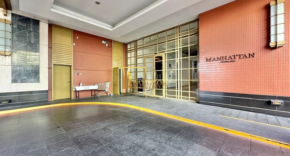 For rent 2 bedrooms condo in Pathum Wan, Bangkok