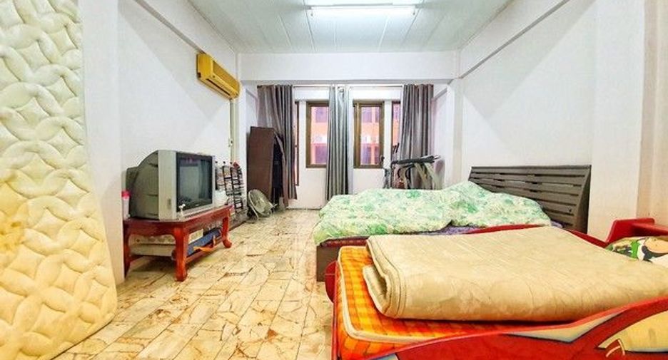 Local comercial en venta de 6 habitaciones en Sathon, Bangkok