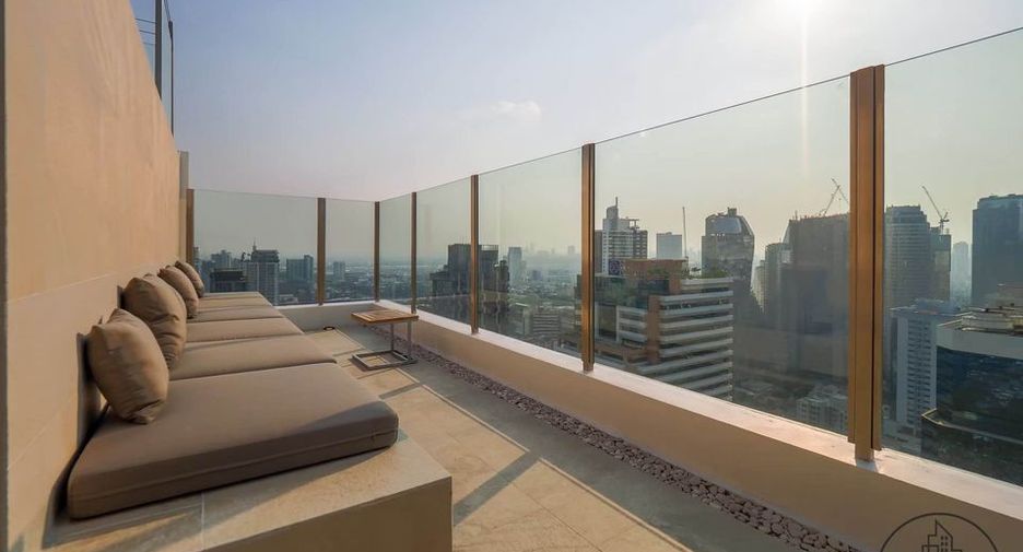 À louer 3 chambres condo à Watthana, Bangkok