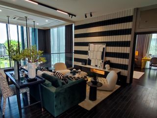 For sale 5 Beds house in Pathum Wan, Bangkok