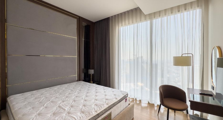 For rent and for sale 2 bedrooms condo in Khlong San, Bangkok