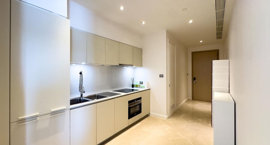 For rent and for sale 2 bedrooms condo in Khlong San, Bangkok