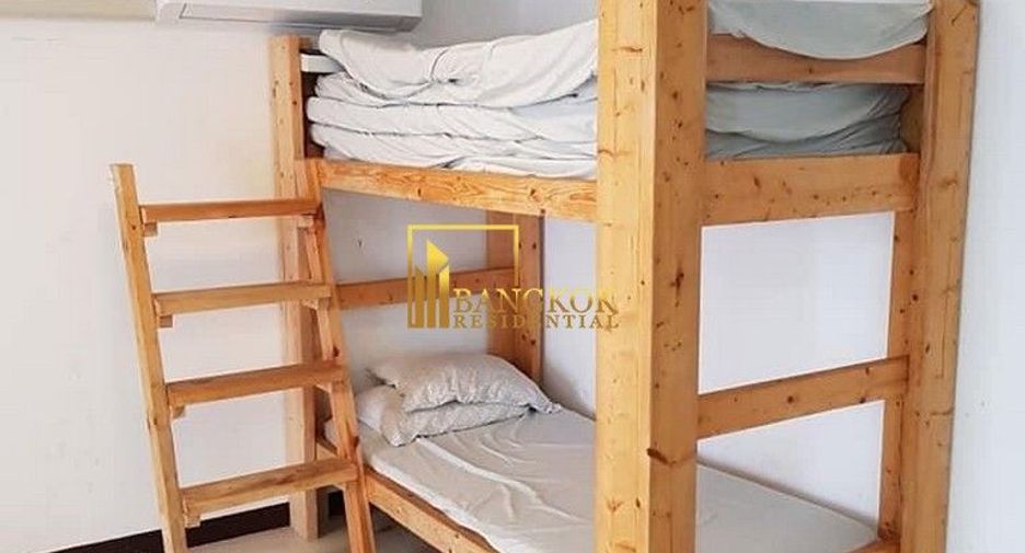 Reihenhaus zur Miete mit 4 Zimmer in Khlong Toei, Bangkok