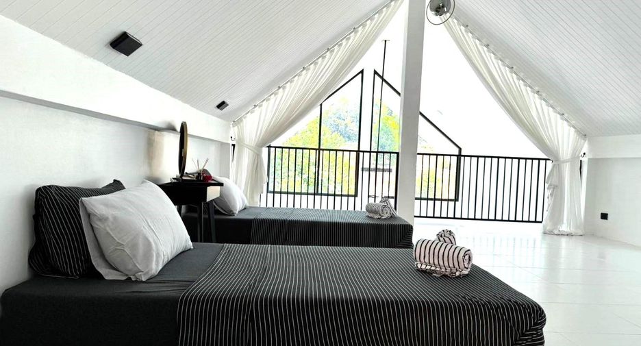 For rent 2 bedrooms villa in Thai Mueang, Phang Nga
