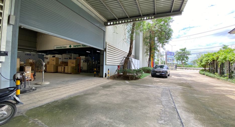 For sale 3 bedrooms retail Space in Mueang Chiang Mai, Chiang Mai