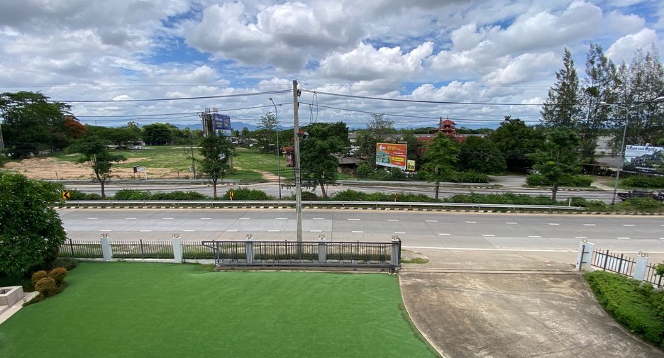 For sale 3 bedrooms retail Space in Mueang Chiang Mai, Chiang Mai