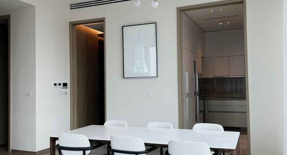 For rent そして for sale 2 ベッドルーム condo in Pathum Wan, Bangkok