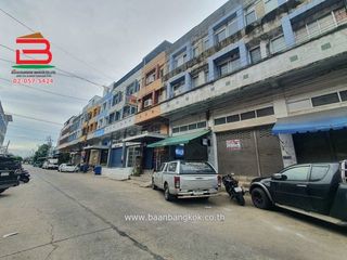 出售 5 卧室 商业空间 在 Min Buri, 曼谷