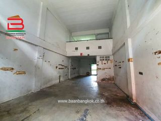 出售 5 卧室 商业空间 在 Min Buri, 曼谷