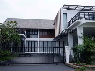 For rent and for sale 4 bedrooms house in Thawi Watthana, Bangkok
