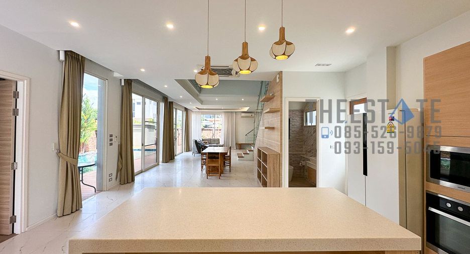 For rent 4 bedrooms house in San Kamphaeng, Chiang Mai